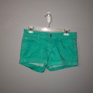 Green celebrity pink jeans shorts